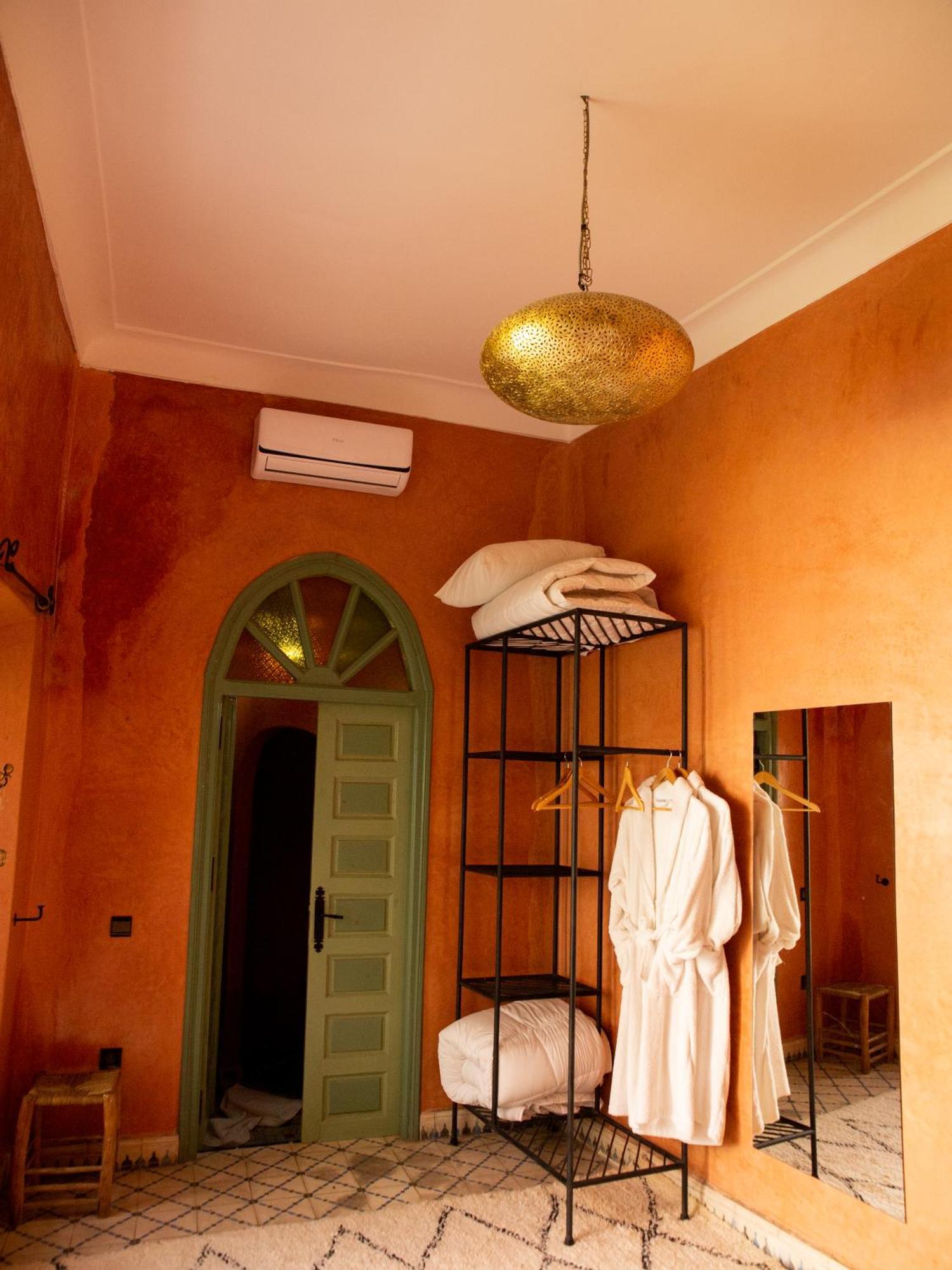 Riad Orange Marrákes Szoba fotó